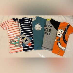 2T Pajamas. Used. 5 pairs total. Carter’s